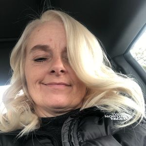 Meet your Posher, Pamela